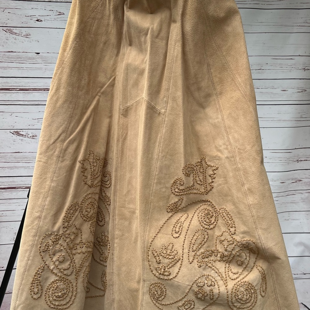 Size 10, Peck & Peck Weekend genuine leather skirt